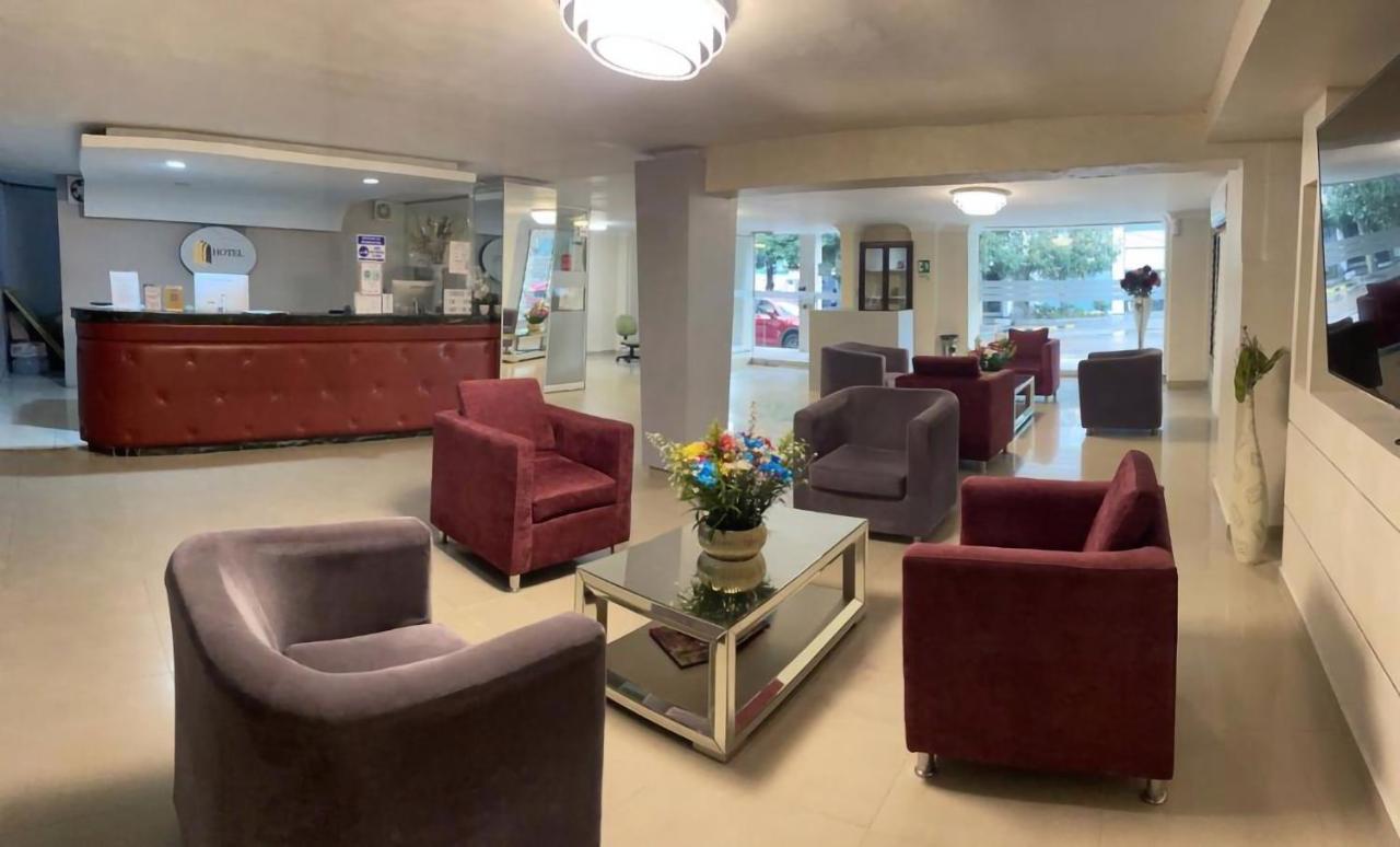 Hotel Puerta De Oro バランキージャ エクステリア 写真